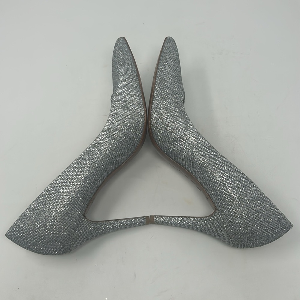 Coach Elegant Silver Glitter Pump Heels Size 8 Excellent Condition - Picture 11 of 16